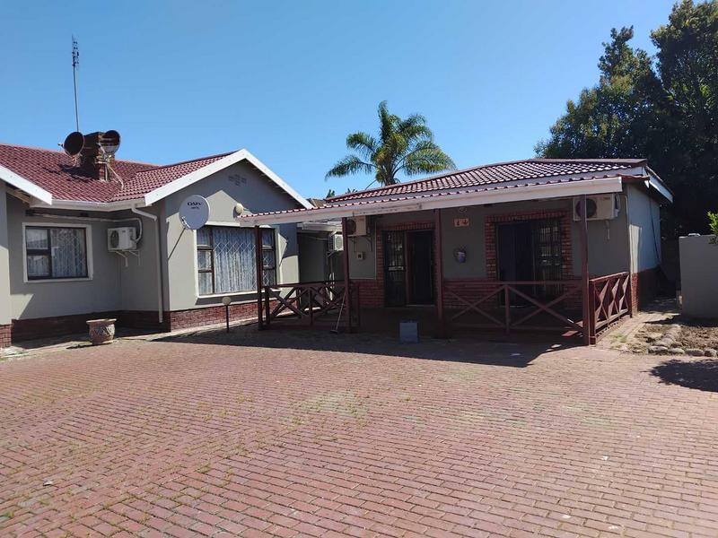 20 Bedroom Property for Sale in Southernwood Eastern Cape